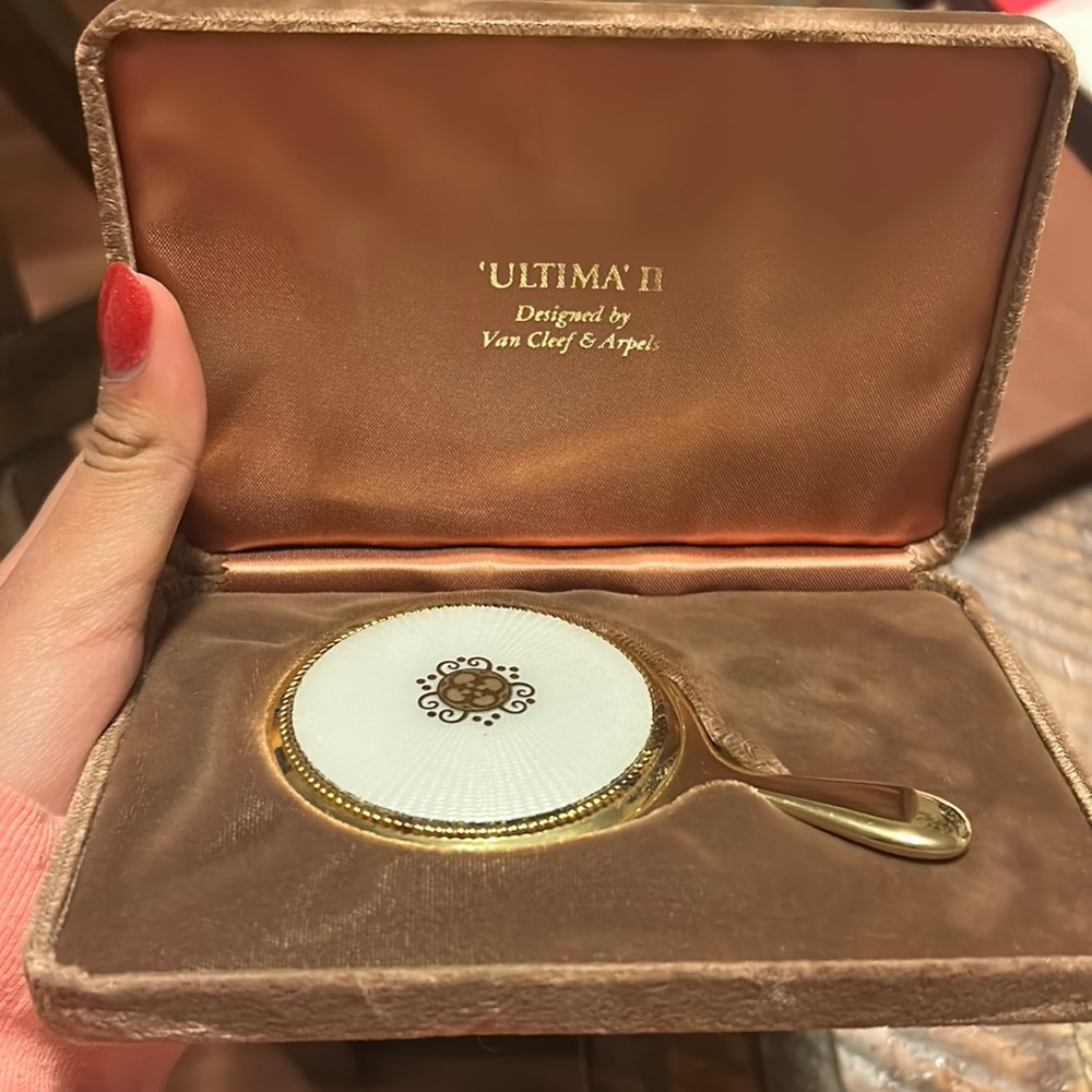 Van cleef & Arpels Ultima II handheld mirror Vintage
